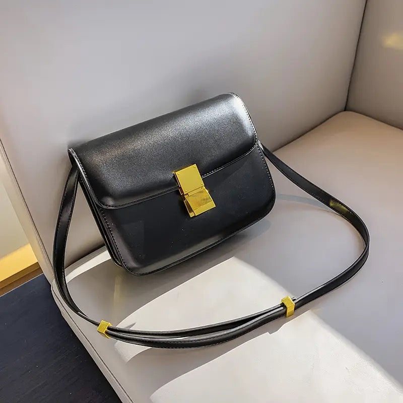 Schultertasche aus Leder