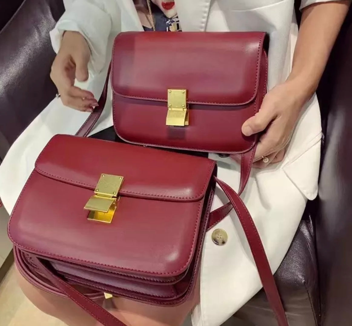 Schultertasche aus Leder