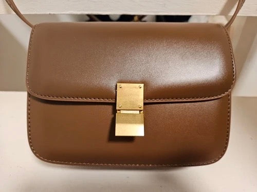Schultertasche aus Leder