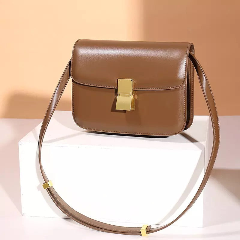 Schultertasche aus Leder