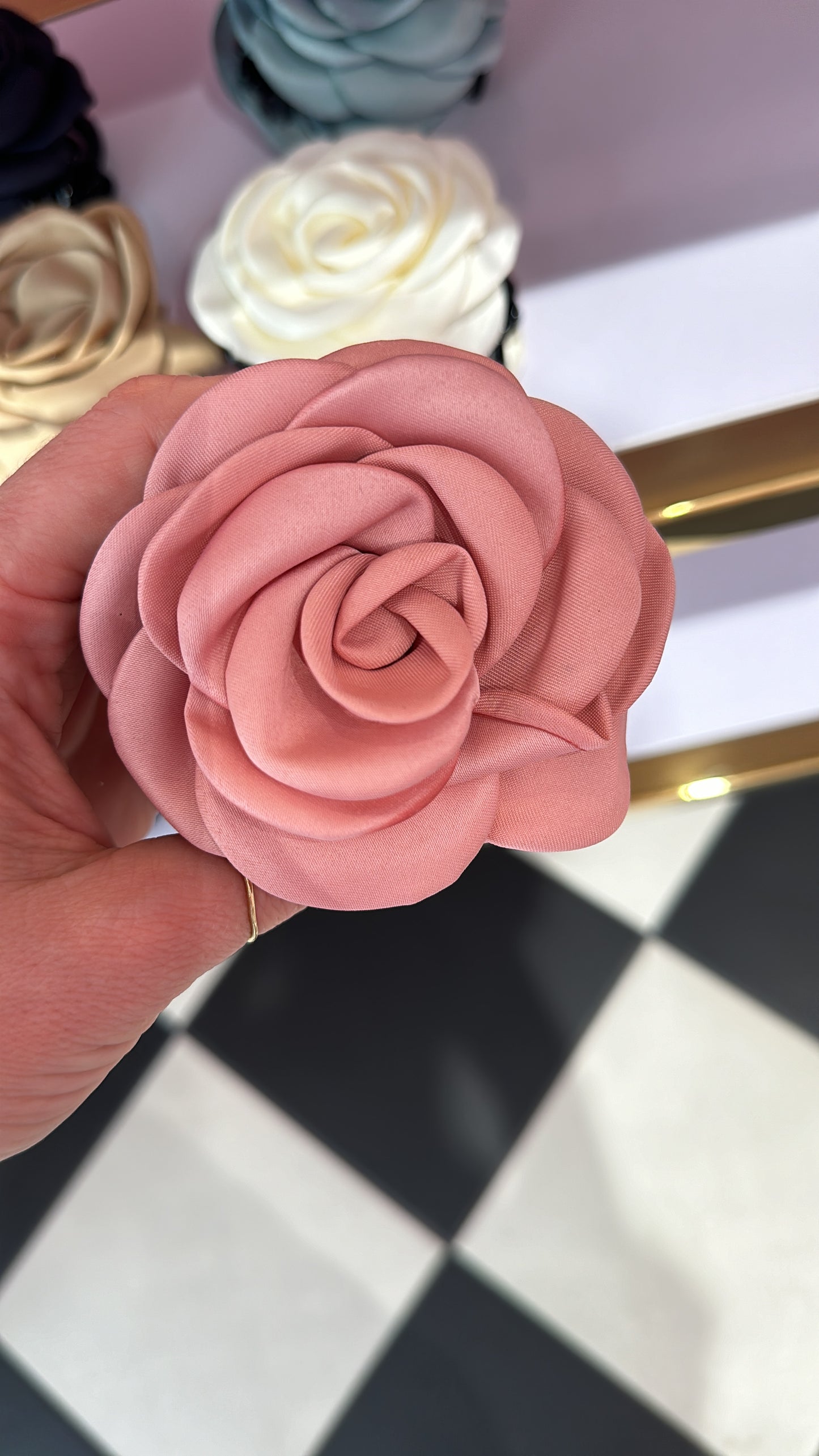 Haarspange Rose aus Satin