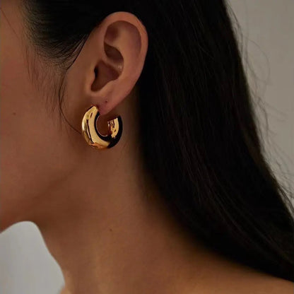 Tui Hoop earrings